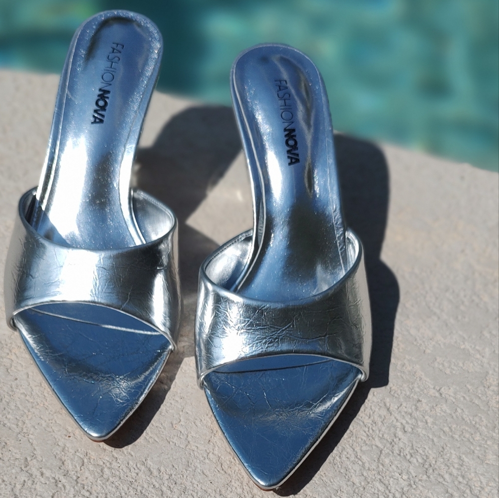 Fashion Nova Silver Sleek Sandal - Picture 4 of 8